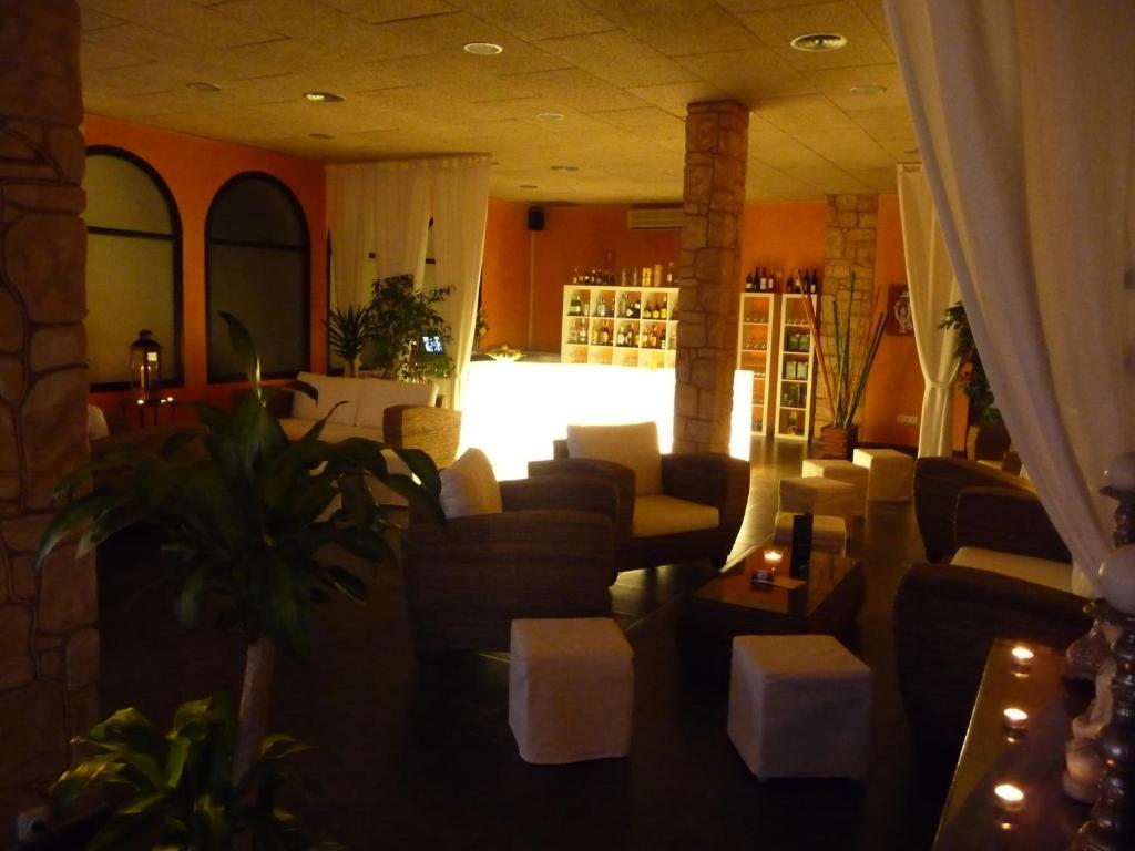 גנדסה Hotel Pique מראה חיצוני תמונה